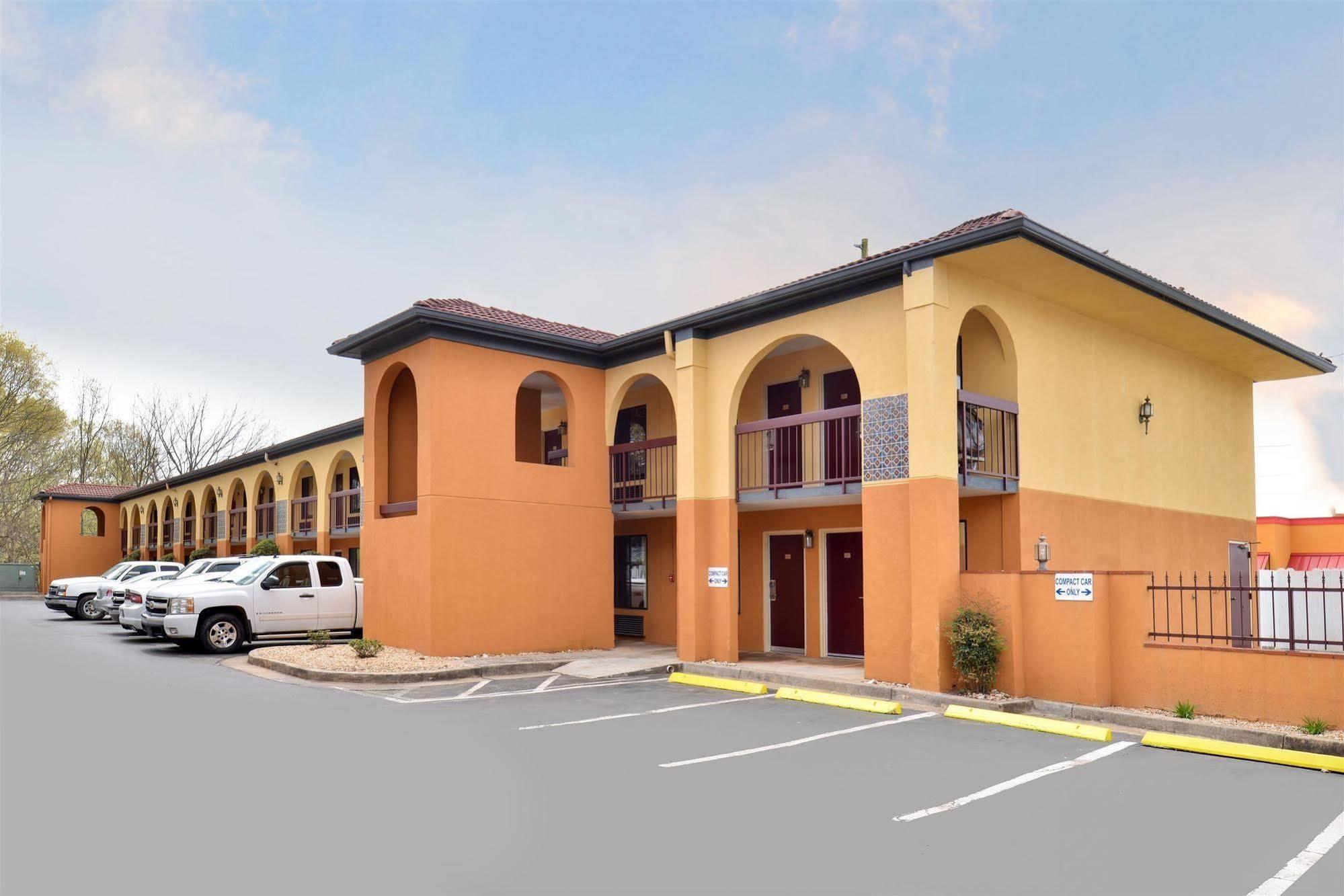 Econo Lodge Gainesville Luaran gambar