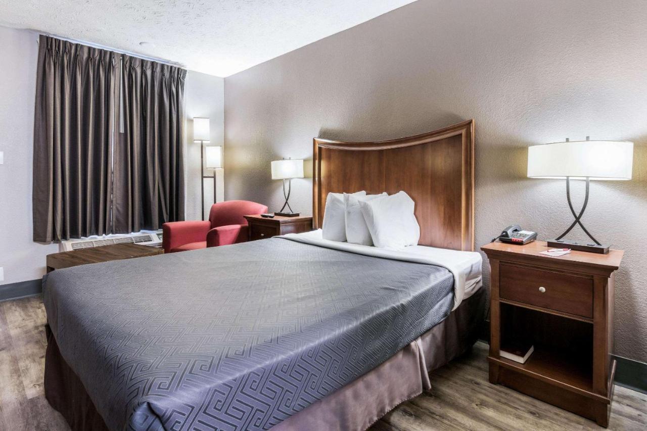 Econo Lodge Gainesville Luaran gambar