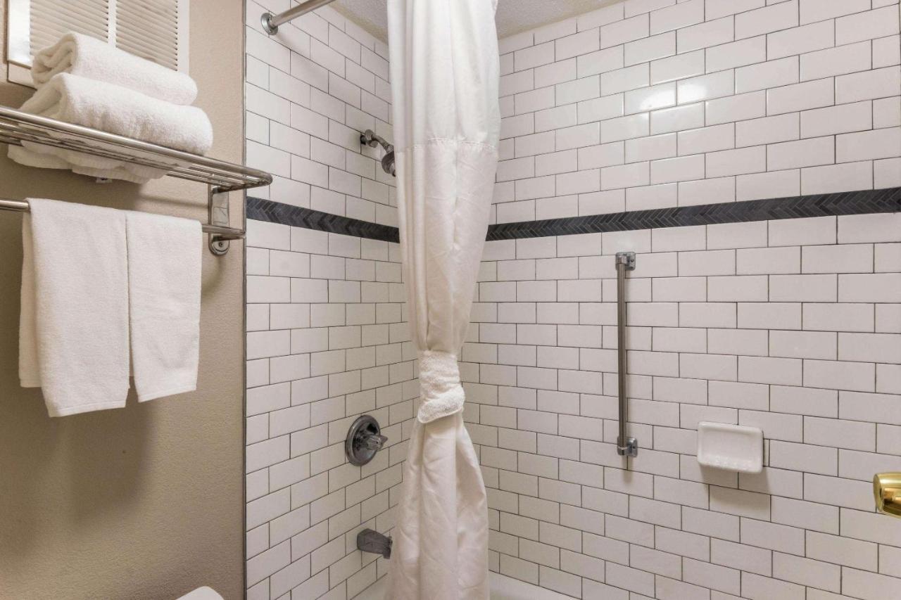 Econo Lodge Gainesville Luaran gambar