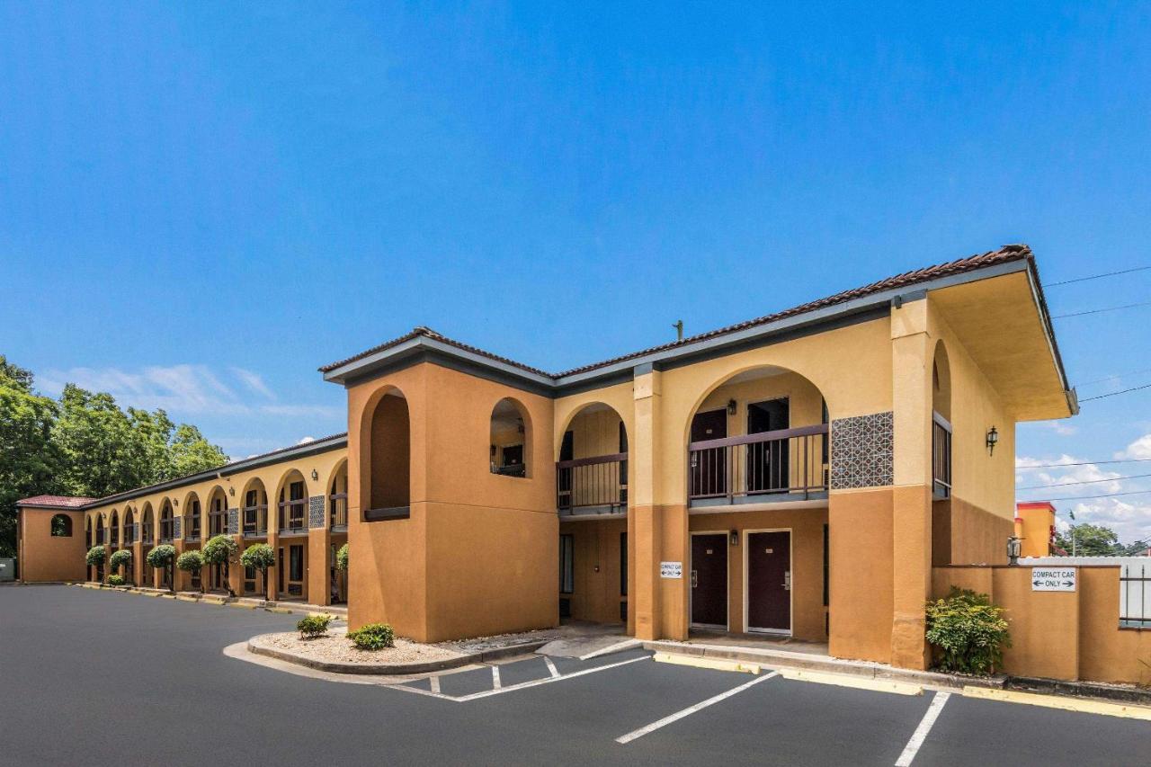 Econo Lodge Gainesville Luaran gambar